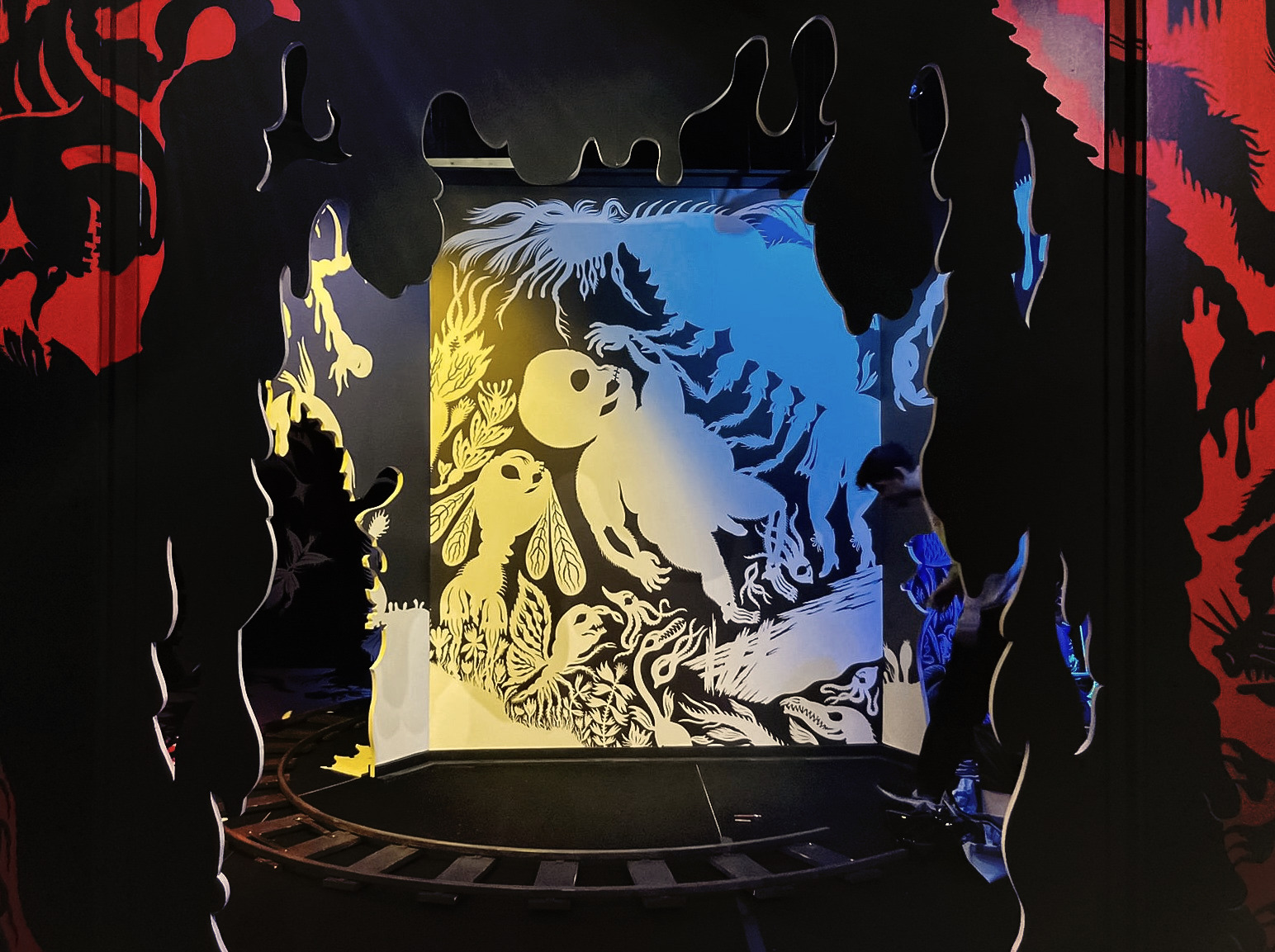 Le Grand Off, Le train fantôme de Stéphane Blanquet, Cité internationale de la bande dessinée et de l’image, Angoulême, 2025 (scénographie : Stéphane Blanquet)